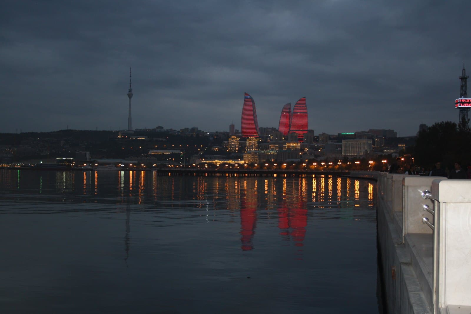 Flame Towers seen from Baku Boulevard